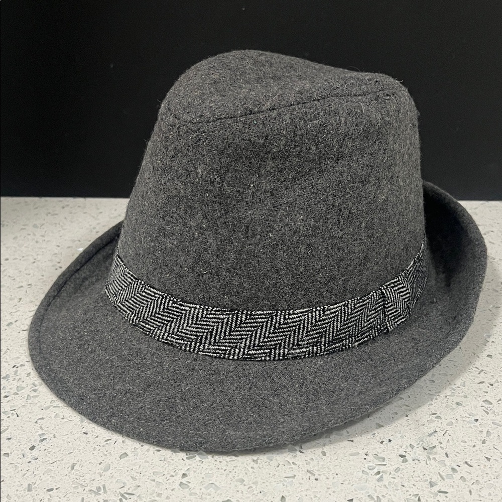 Vintage 100% Wool Grey Fedora Hat w Herringbone Band | Asymmetrical Rim - Picture 2 of 8